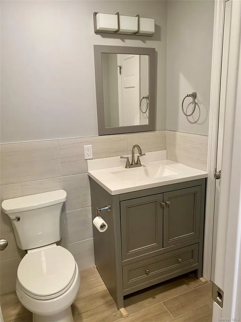 8 N James Street Peekskill NY 10566