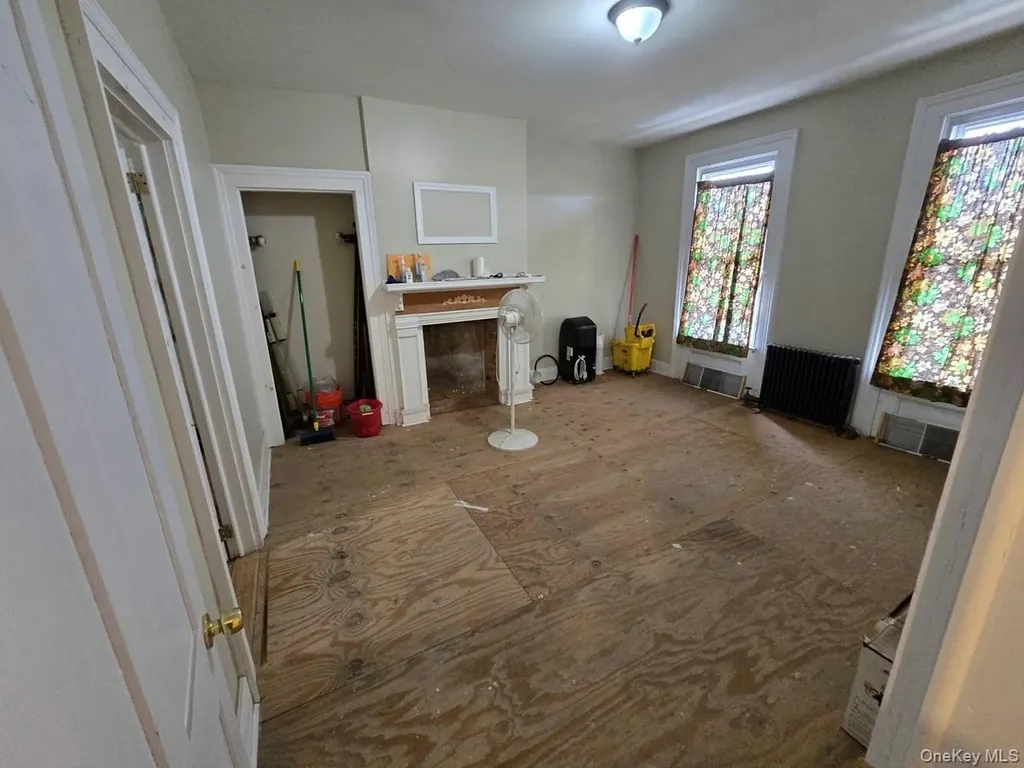 1064 Herkimer Street Brooklyn NY 11233