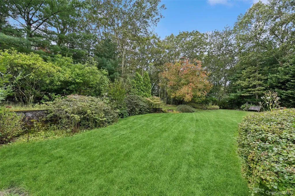 17 Downer Place Sag Harbor NY 11963
