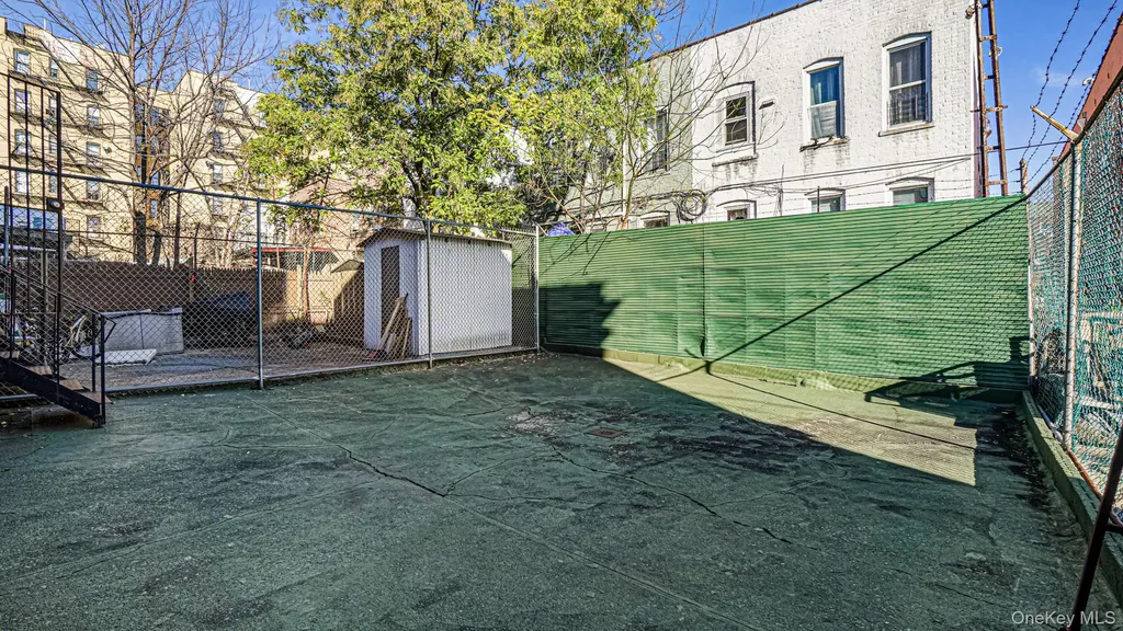 1270 Rosedale Avenue Bronx NY 10472