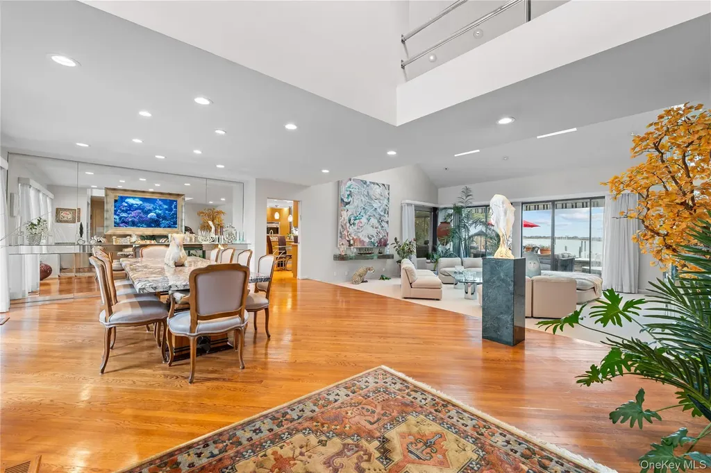 1010 Seawane Drive Hewlett Harbor NY 11557