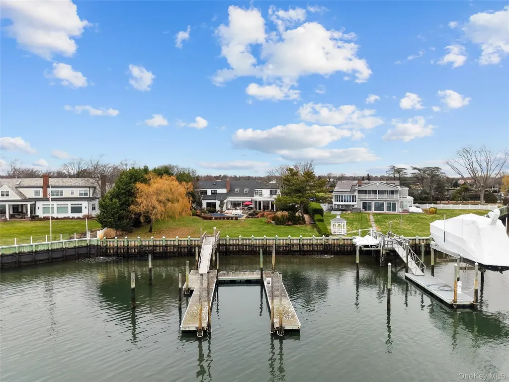 1010 Seawane Drive Hewlett Harbor NY 11557