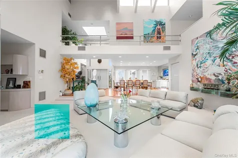 1010 Seawane Drive Hewlett Harbor NY 11557
