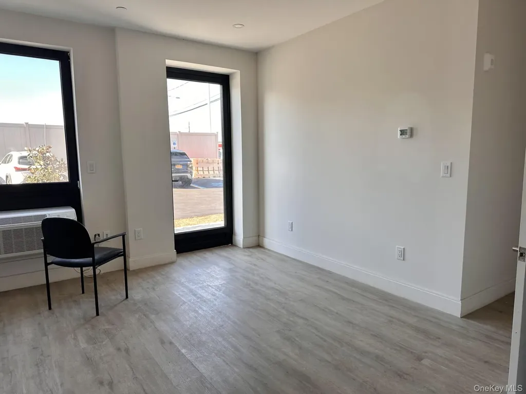 362 W Merrick Road Valley Stream NY 11580
