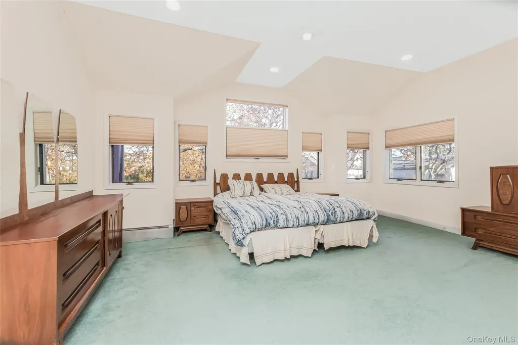 617 W 227th Street Bronx NY 10463