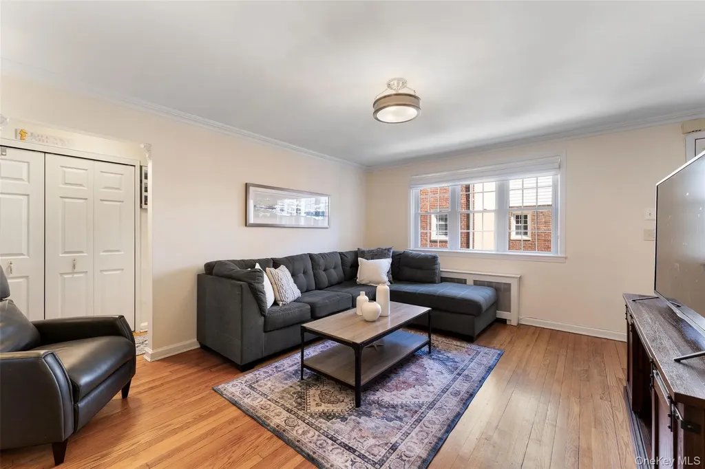 51 Cross Street Bronxville NY 10708