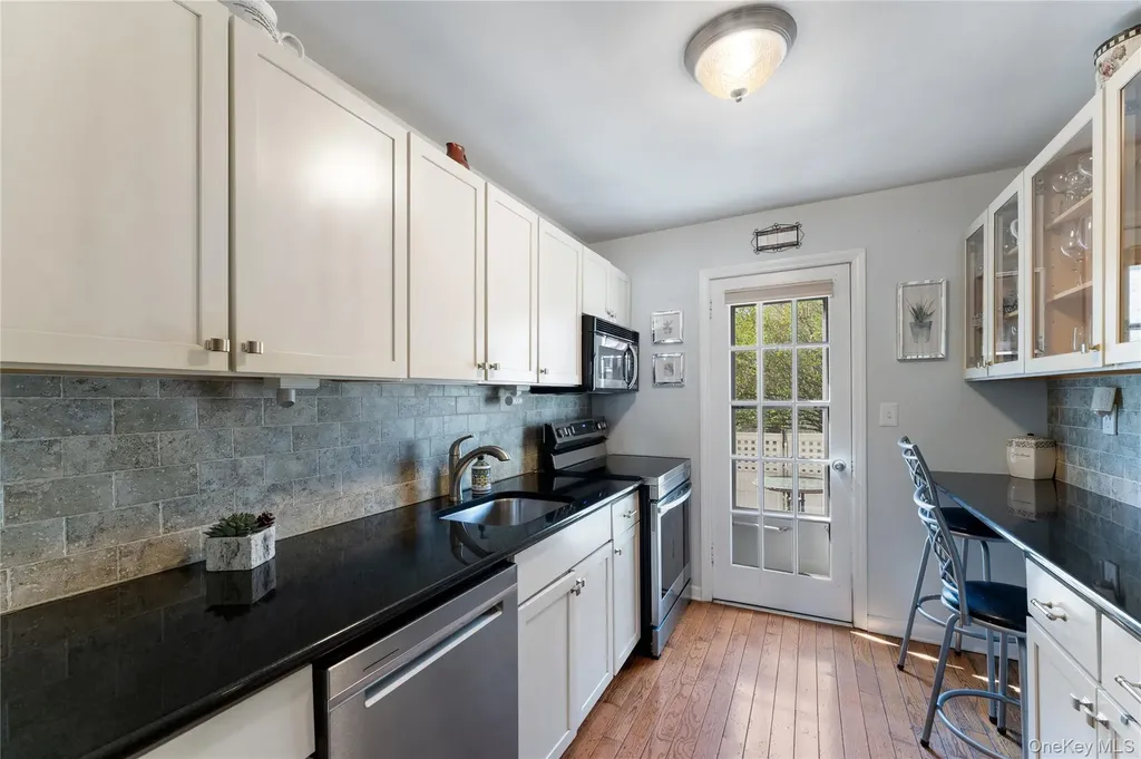 51 Cross Street Bronxville NY 10708