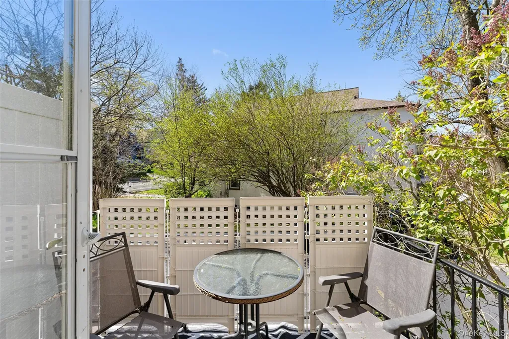 51 Cross Street Bronxville NY 10708
