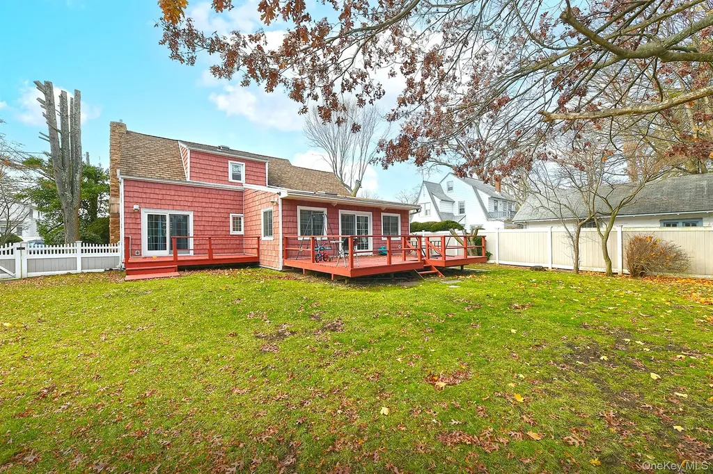 60 Connecticut Avenue Freeport NY 11520