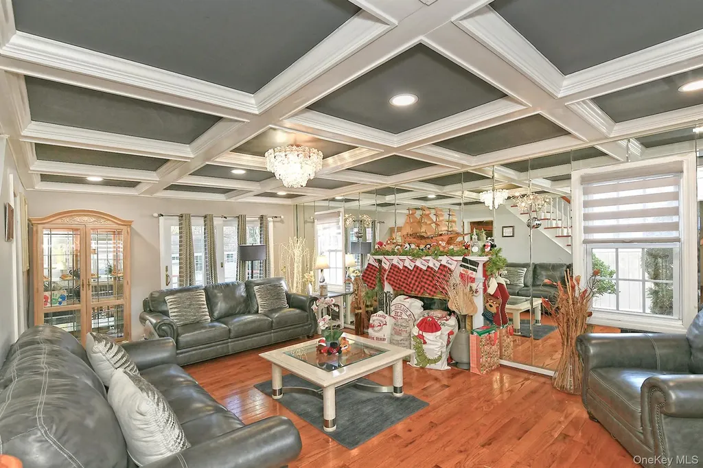 60 Connecticut Avenue Freeport NY 11520