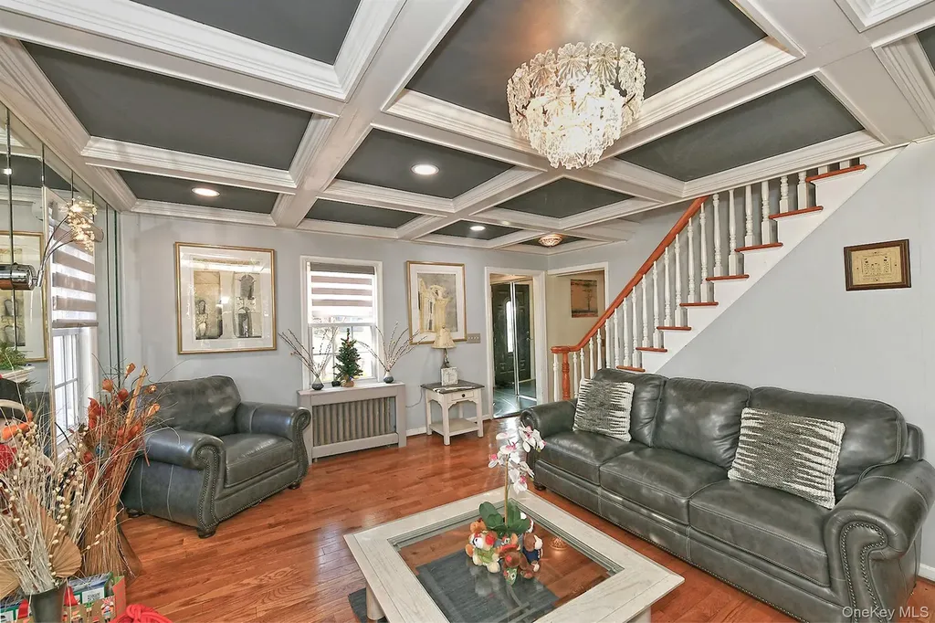 60 Connecticut Avenue Freeport NY 11520