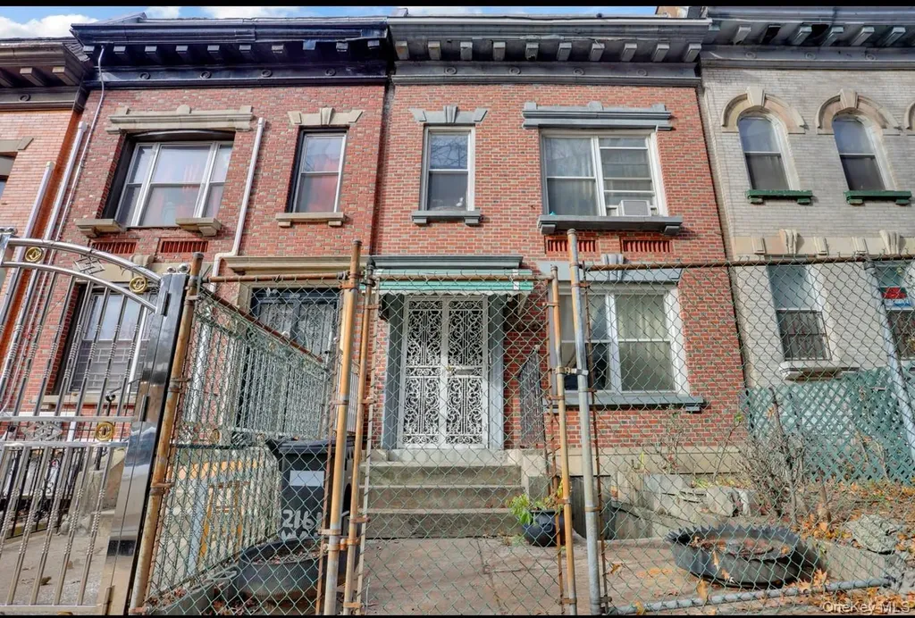 2161 Walton Avenue Bronx NY 10453