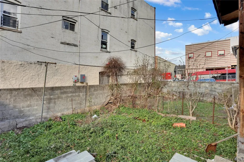 2161 Walton Avenue Bronx NY 10453