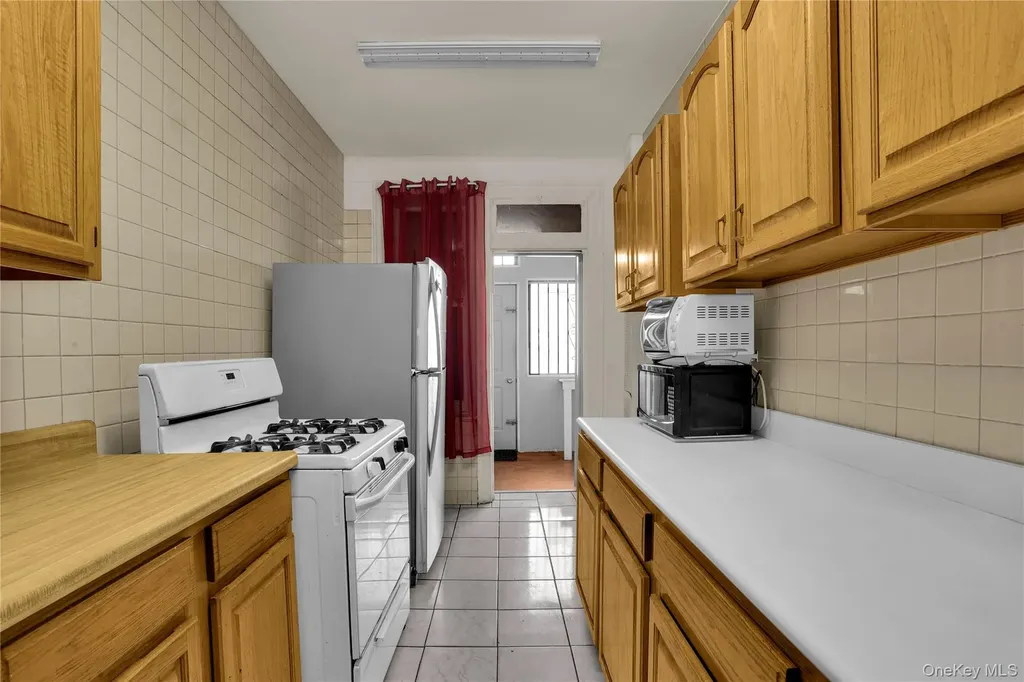 2161 Walton Avenue Bronx NY 10453