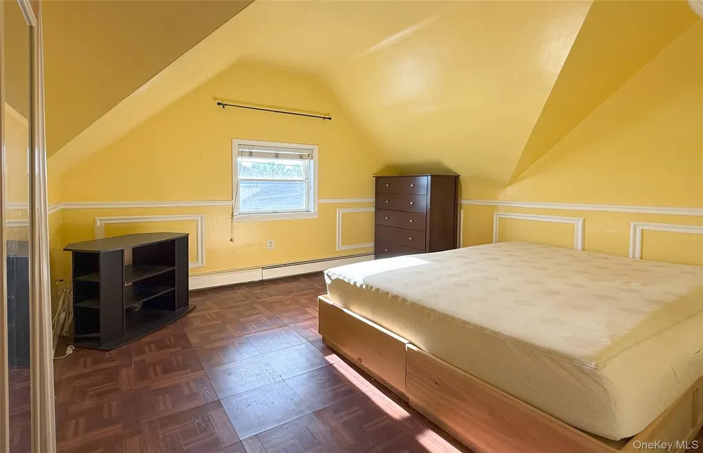 13437 58th Road Flushing NY 11355