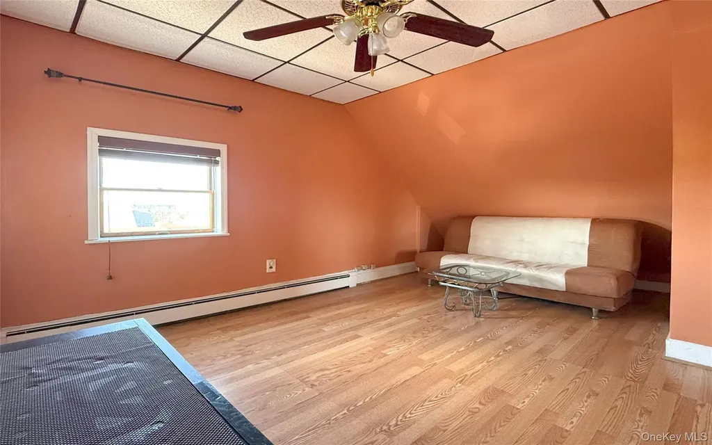 13437 58th Road Flushing NY 11355