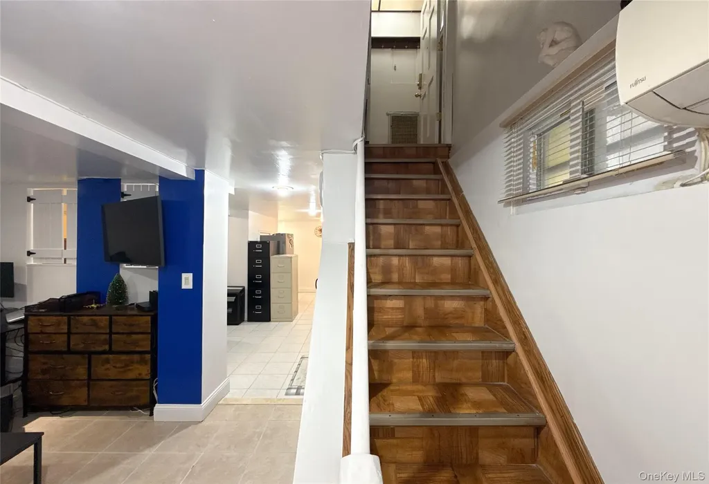 13437 58th Road Flushing NY 11355