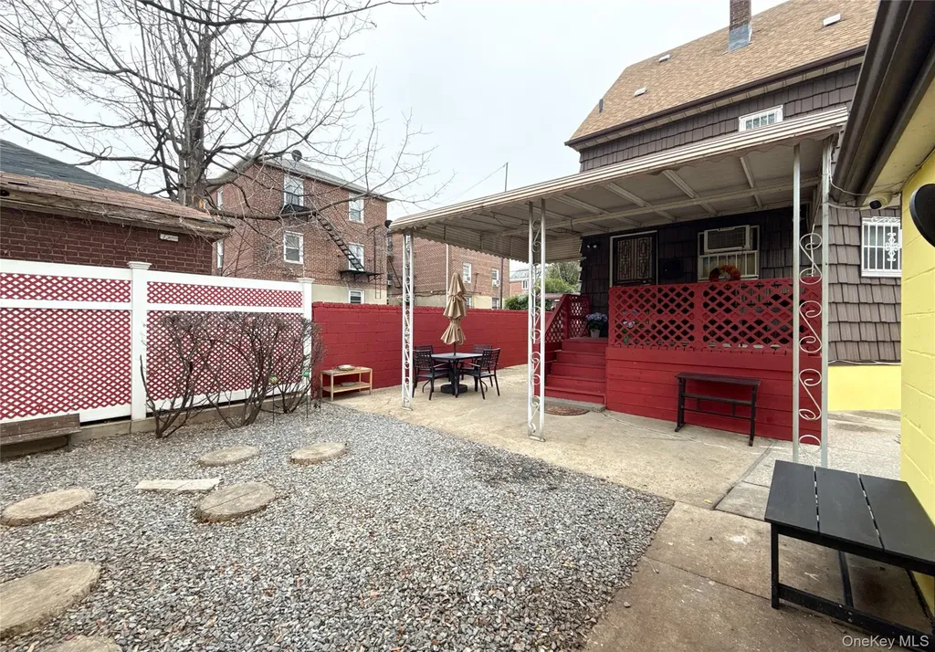 13437 58th Road Flushing NY 11355