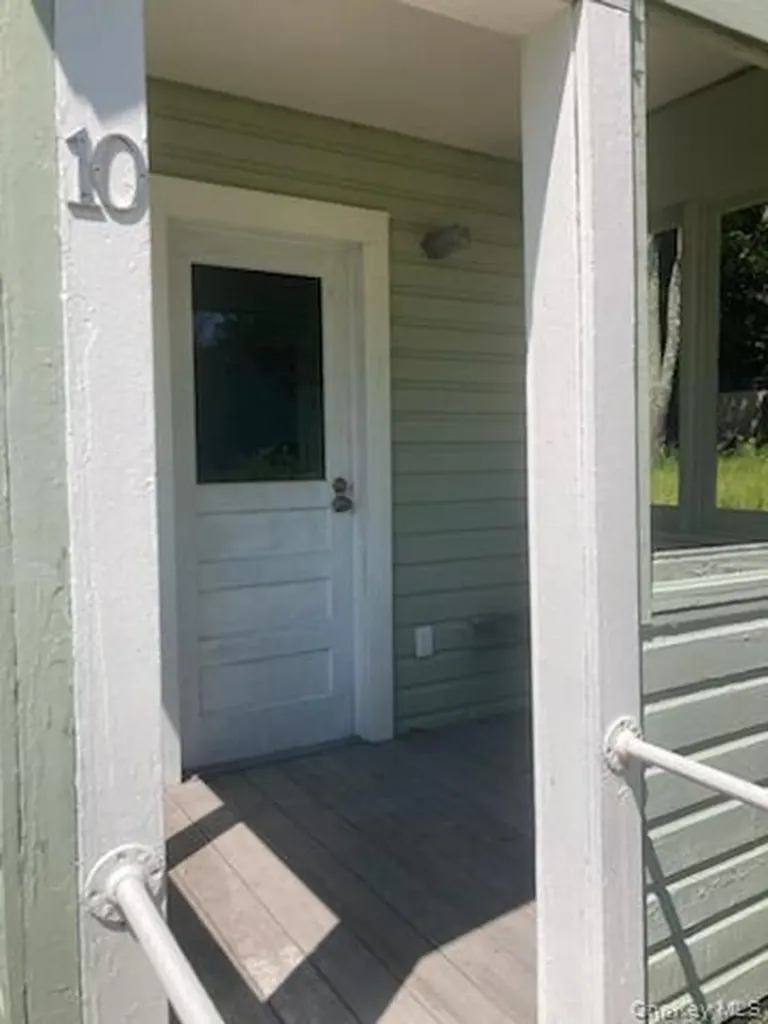 42 Hillside Avenue Monticello NY 12701