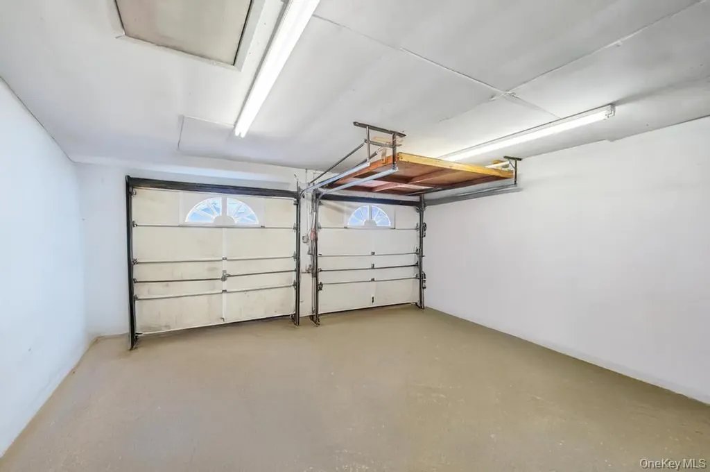 65 Waterview Avenue Massapequa NY 11758