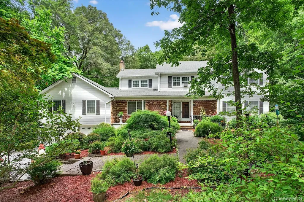 72 Peddler Hill Road Monroe NY 10950