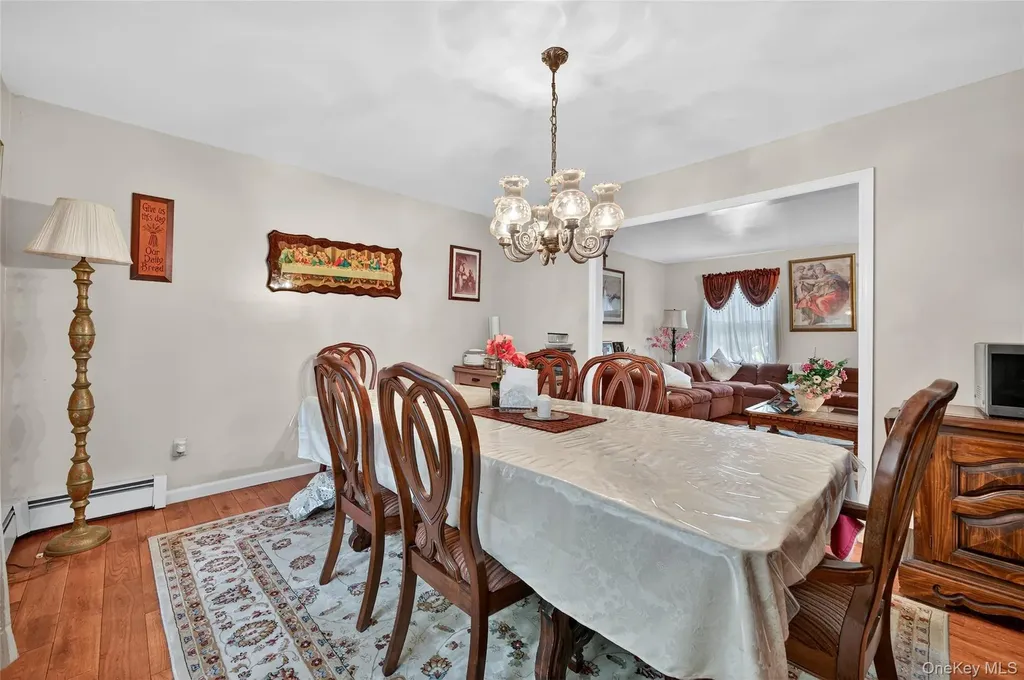 72 Peddler Hill Road Monroe NY 10950