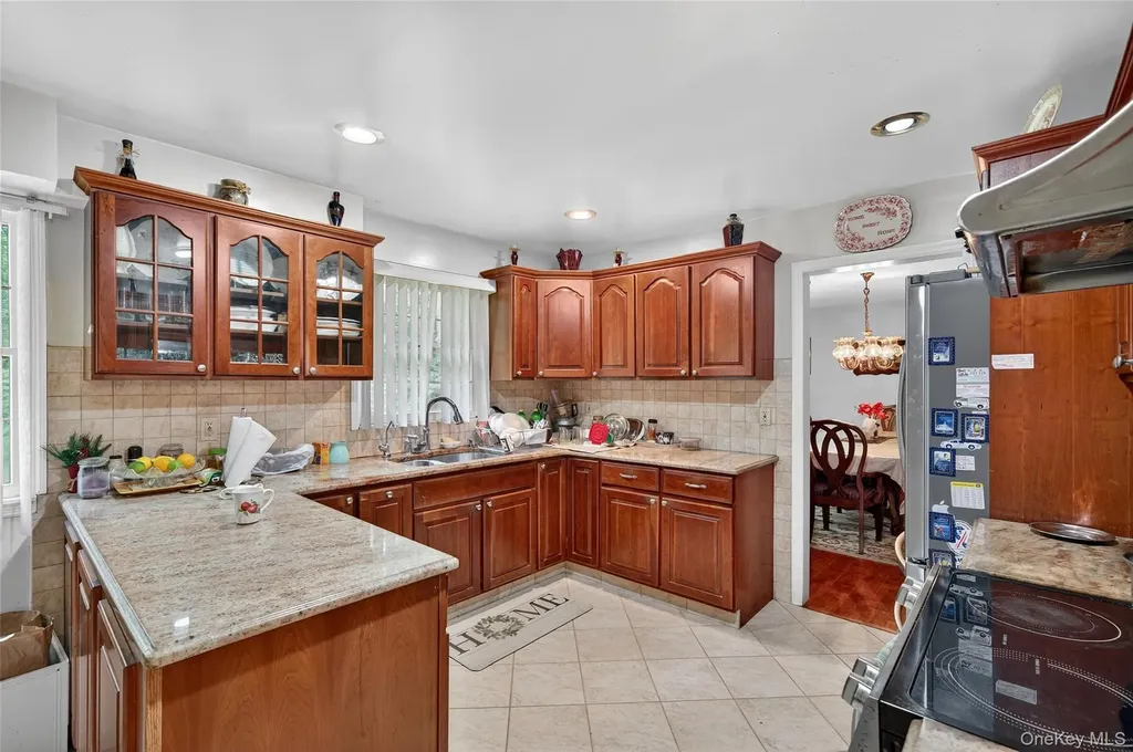 72 Peddler Hill Road Monroe NY 10950