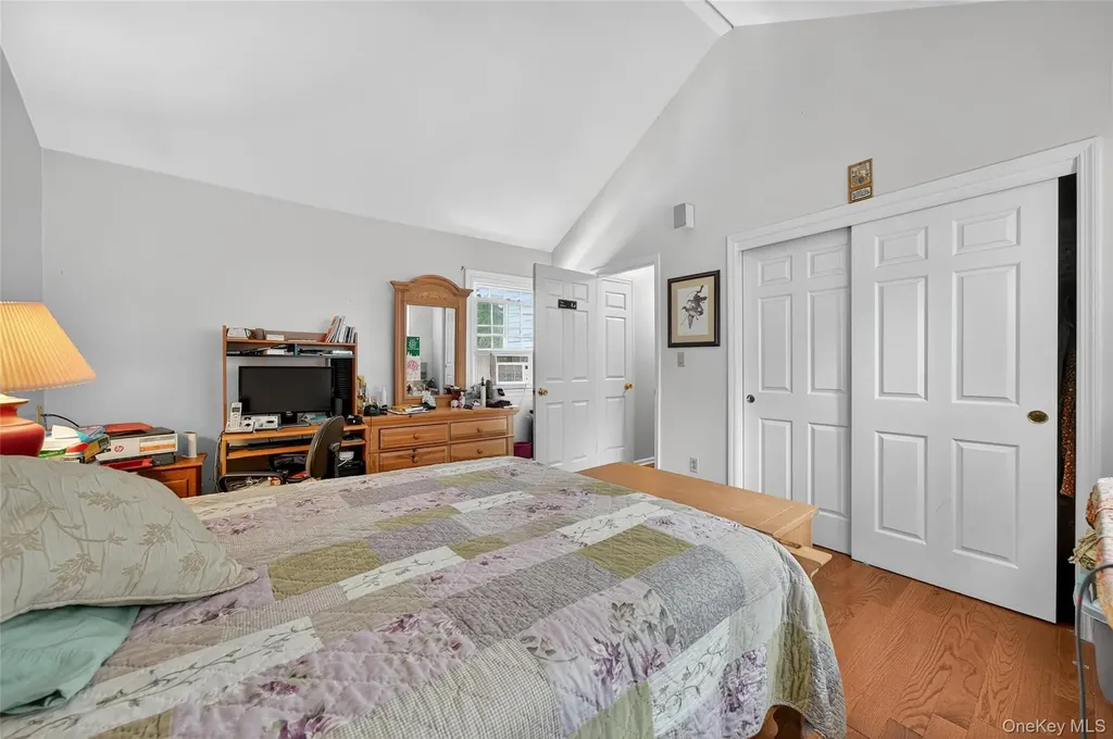 72 Peddler Hill Road Monroe NY 10950