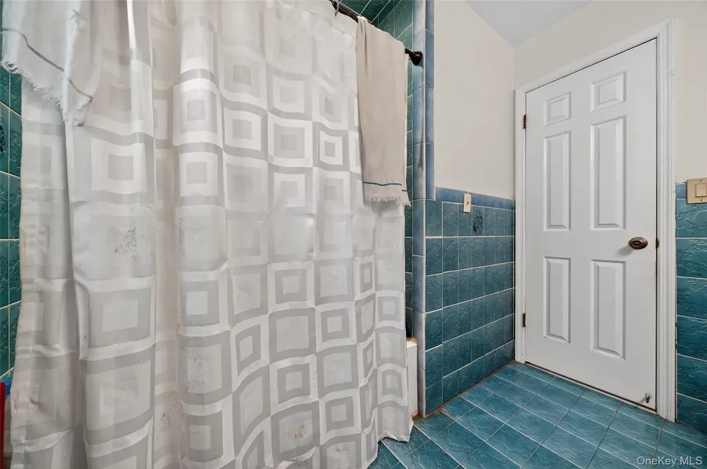 72 Peddler Hill Road Monroe NY 10950
