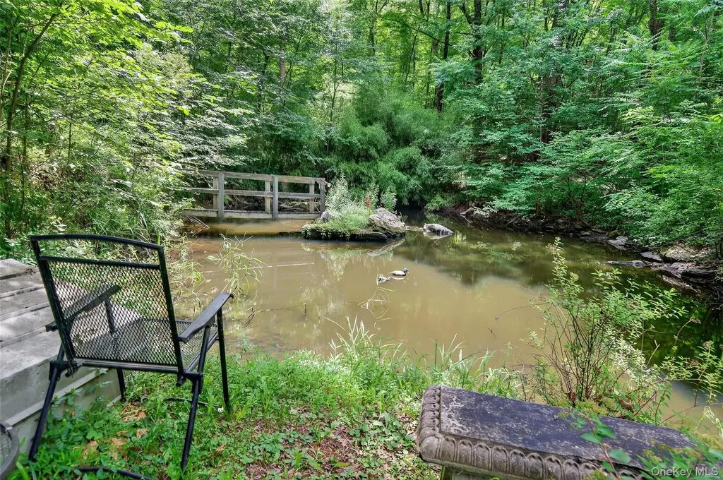 72 Peddler Hill Road Monroe NY 10950