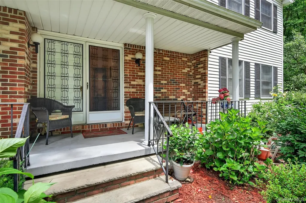 72 Peddler Hill Road Monroe NY 10950