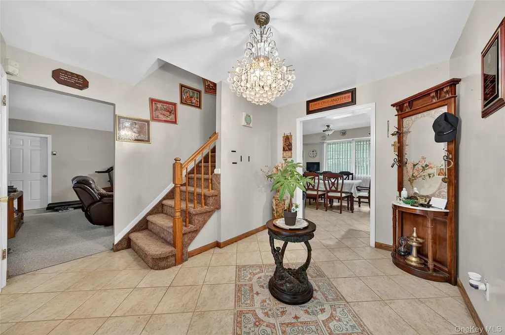 72 Peddler Hill Road Monroe NY 10950