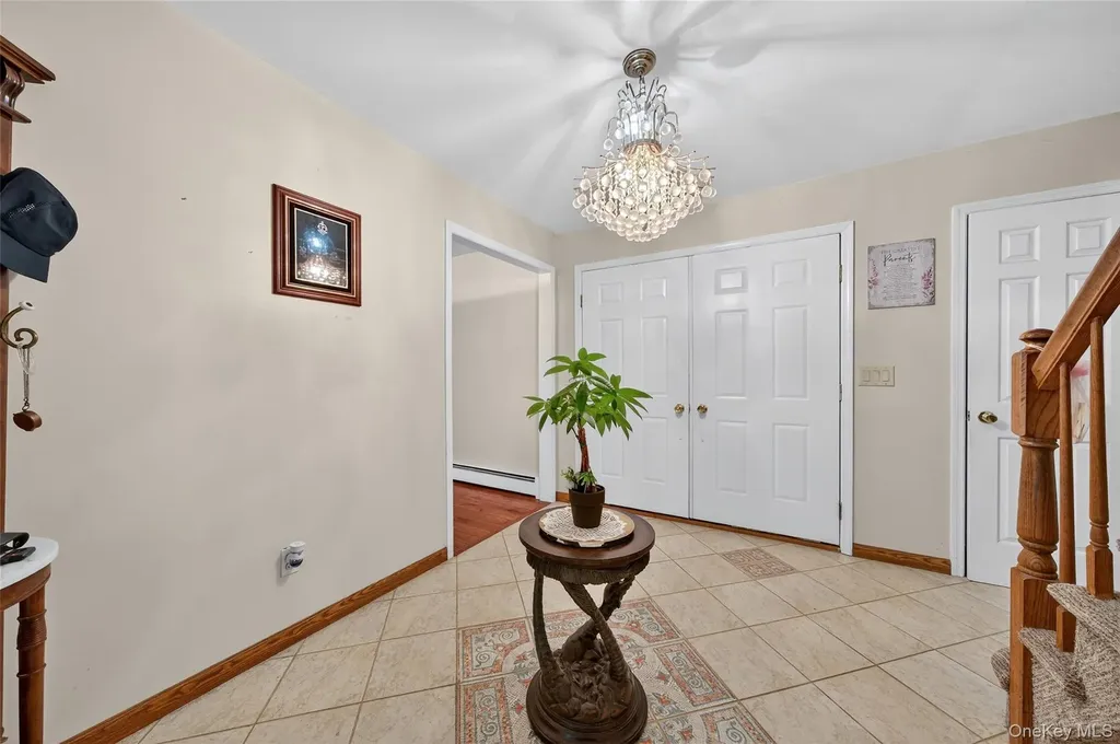 72 Peddler Hill Road Monroe NY 10950
