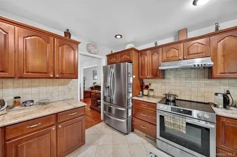 72 Peddler Hill Road Monroe NY 10950