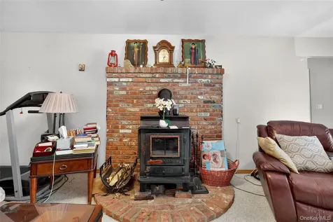 72 Peddler Hill Road Monroe NY 10950
