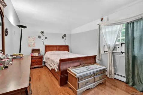 72 Peddler Hill Road Monroe NY 10950