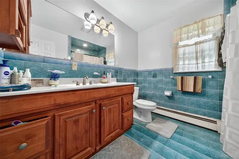 72 Peddler Hill Road Monroe NY 10950