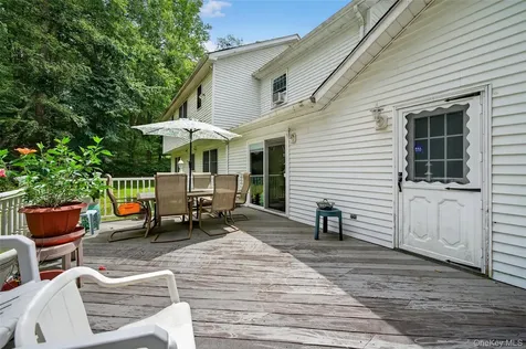 72 Peddler Hill Road Monroe NY 10950