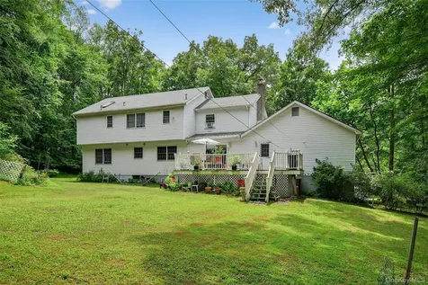 72 Peddler Hill Road Monroe NY 10950