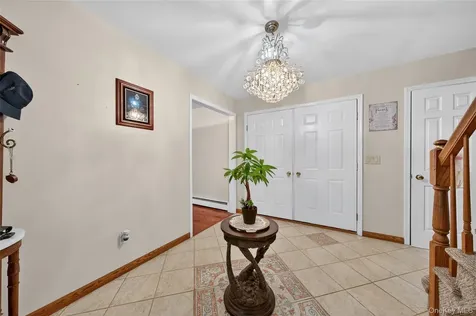 72 Peddler Hill Road Monroe NY 10950