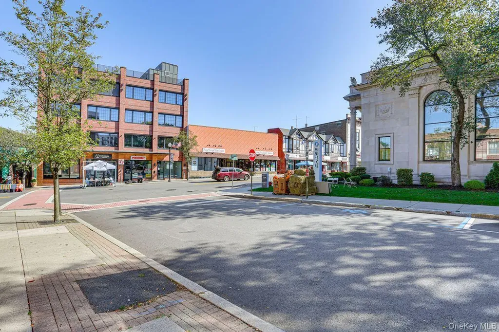 65 Lafayette Avenue Suffern NY 10901