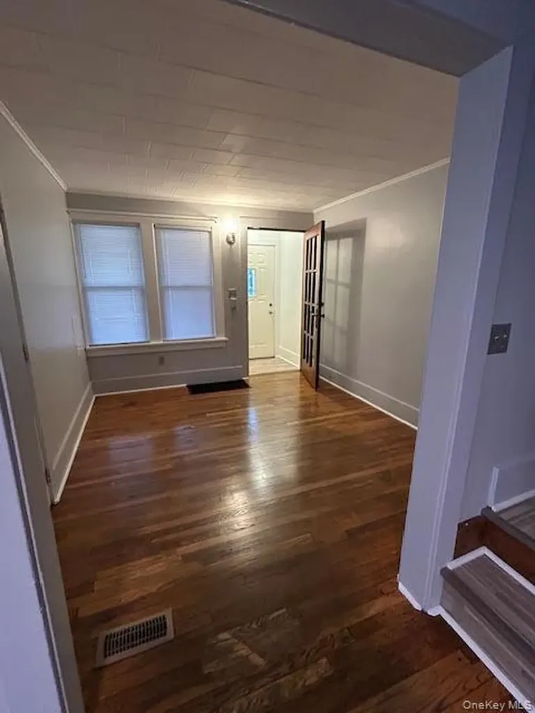 198 Knickerbocker Avenue Rochester NY 14615