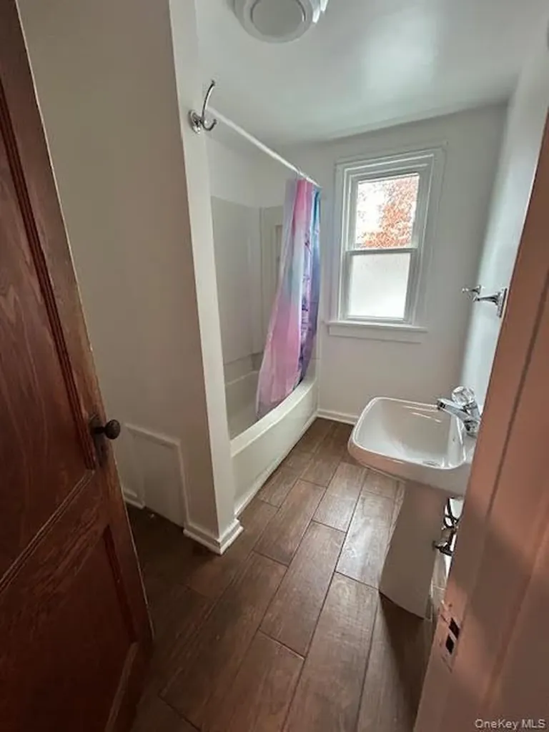 198 Knickerbocker Avenue Rochester NY 14615