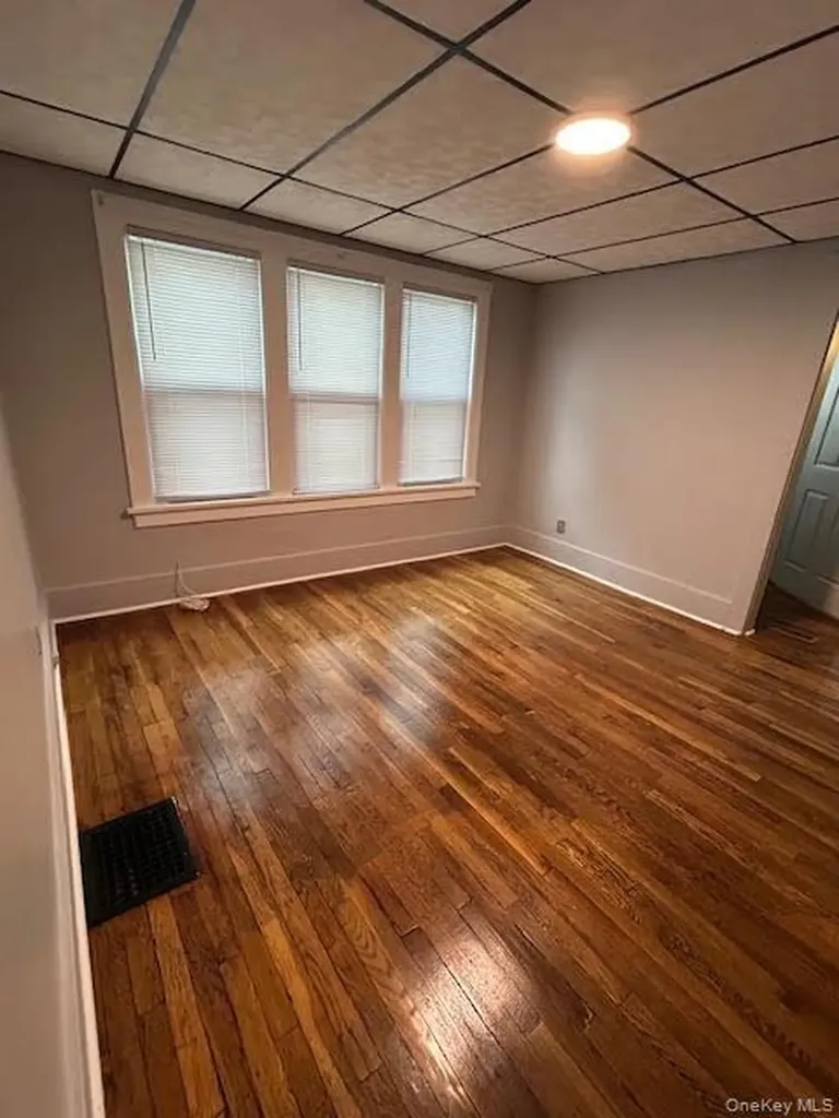 198 Knickerbocker Avenue Rochester NY 14615