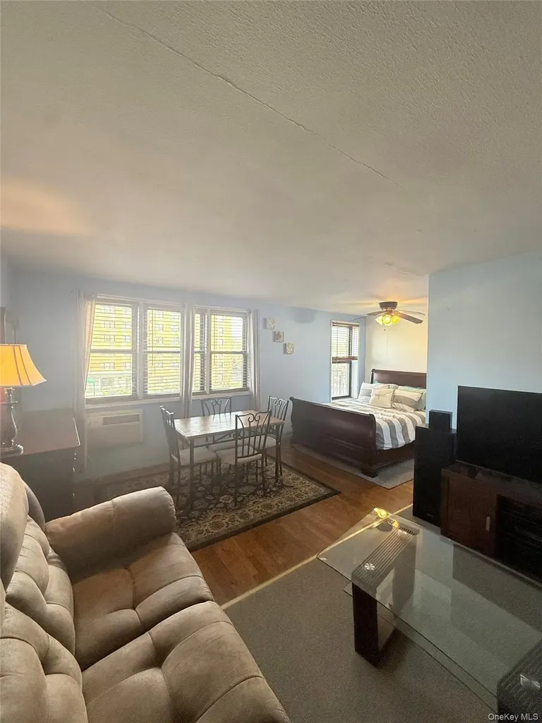 84-09 155th Avenue Howard Beach NY 11414