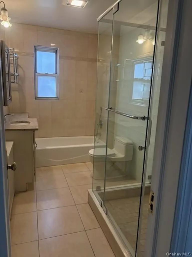 1945 Paulding Avenue Bronx NY 10462