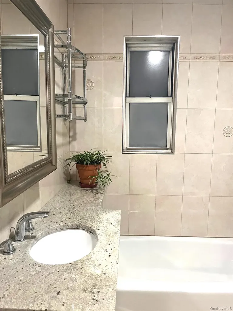 1945 Paulding Avenue Bronx NY 10462