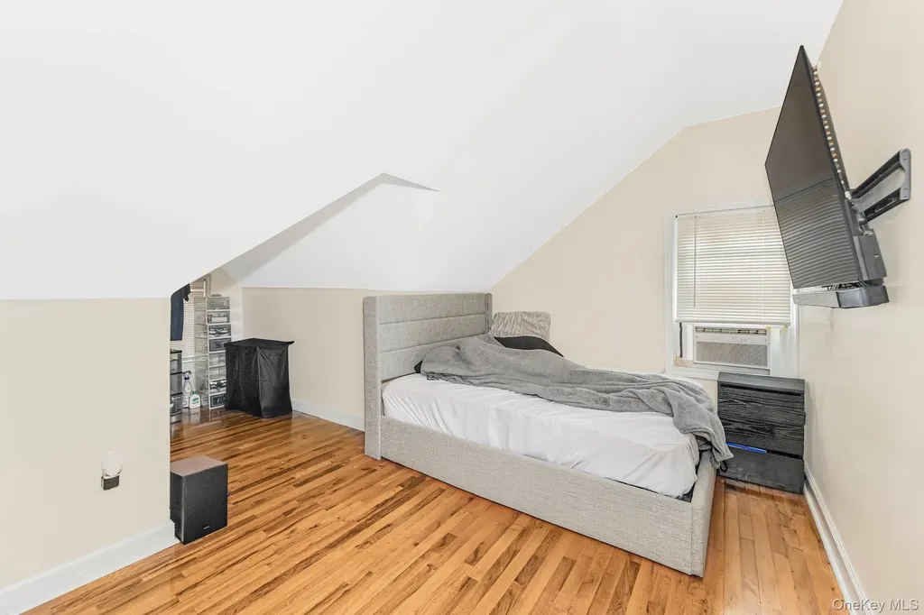 3043 Bailey Avenue Bronx NY 10463
