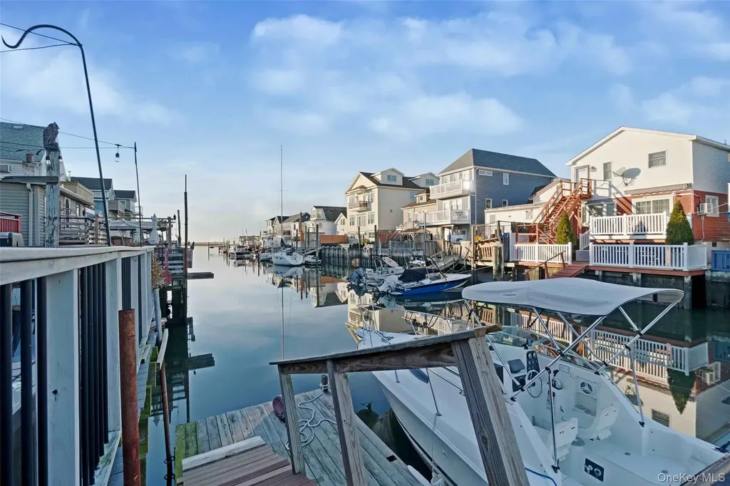 27 W 11th Road Broad Channel NY 11693