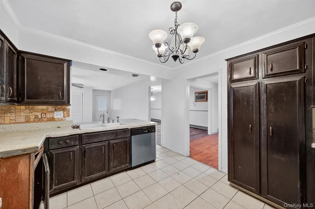 12 Robert Drive Hyde Park NY 12538
